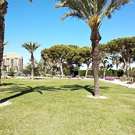Jardin דירה *